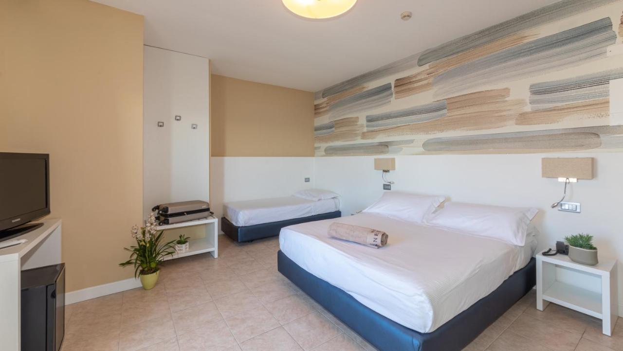 Hotel Nettuno Τζεσόλο Λίντο Εξωτερικό φωτογραφία